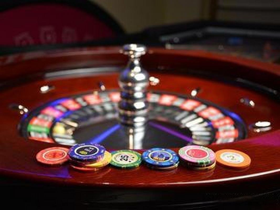 Hand settlement and balance update Hand history showing winning Bandar Poker hand and settlement amount